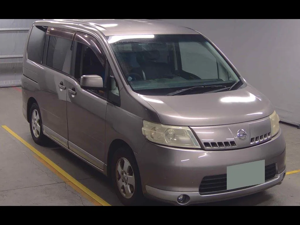 NISSAN SERENA 5D 20RX