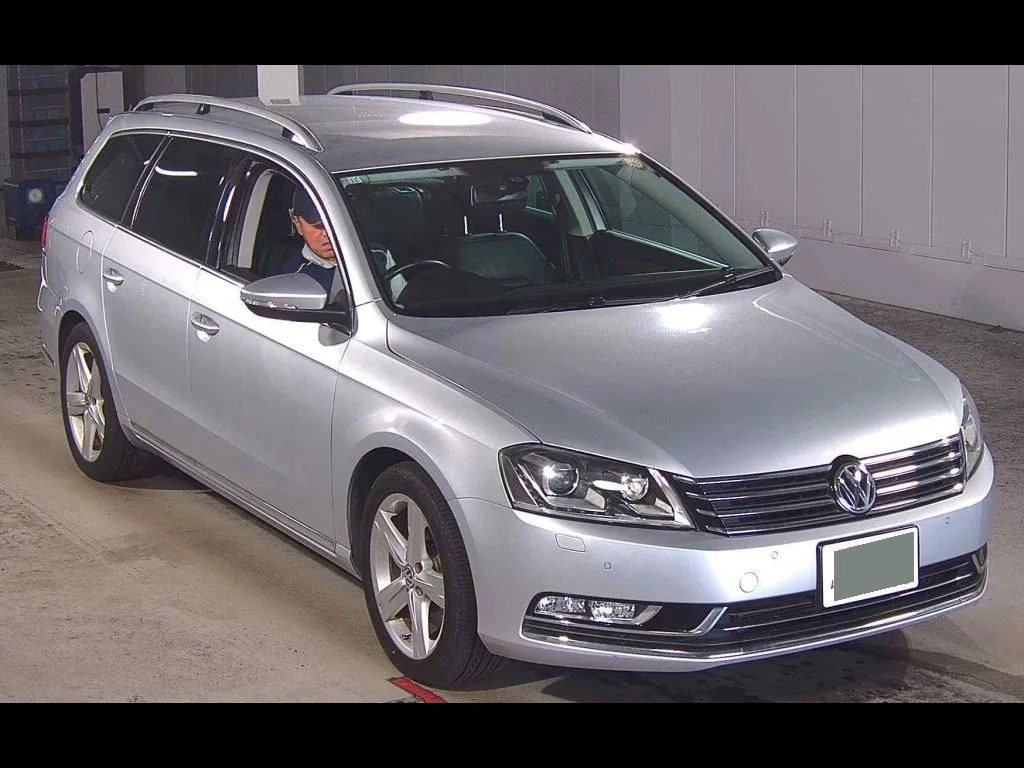 VOLKSWAGEN PASSAT VARIANT TSI HIGH LINE BLUEMOTION TECHNOLOGY