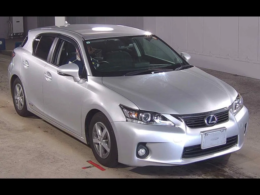 LEXUS CT CT200H