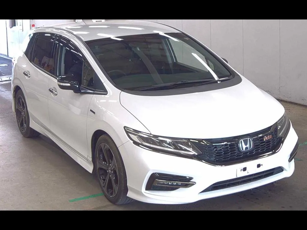 HONDA JADE HYBRID RS･HONDA SENSING