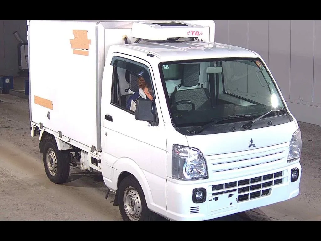 MITSUBISHI MINICAB TRUCK 4WD OTHERS