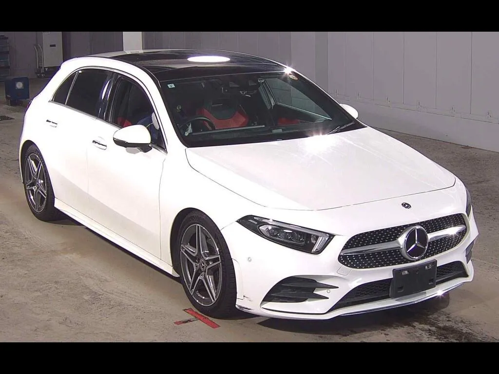 MERCEDES BENZ A-CLASS A200D AMG LINE