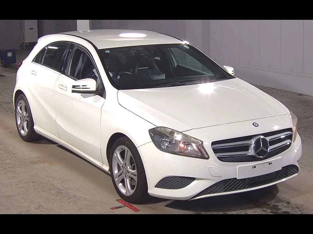 MERCEDES BENZ A-CLASS A180