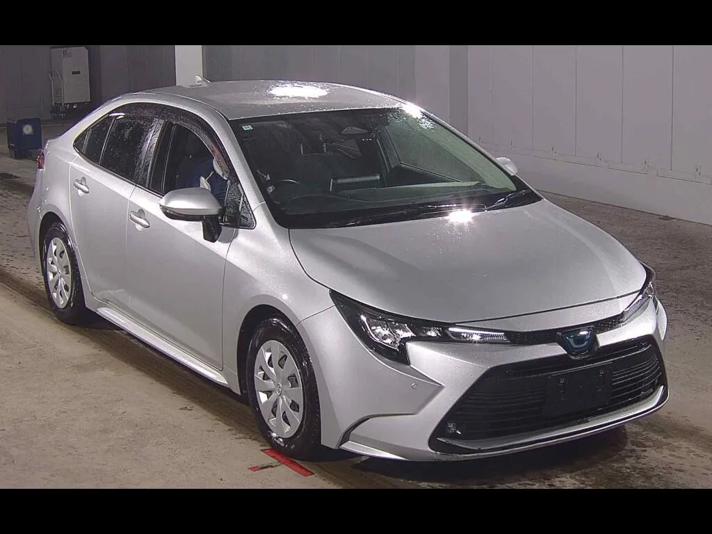 TOYOTA COROLLA 4D HYBRID G