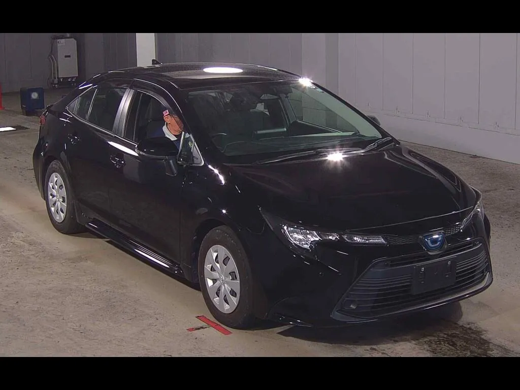 TOYOTA COROLLA 4D HYBRID X