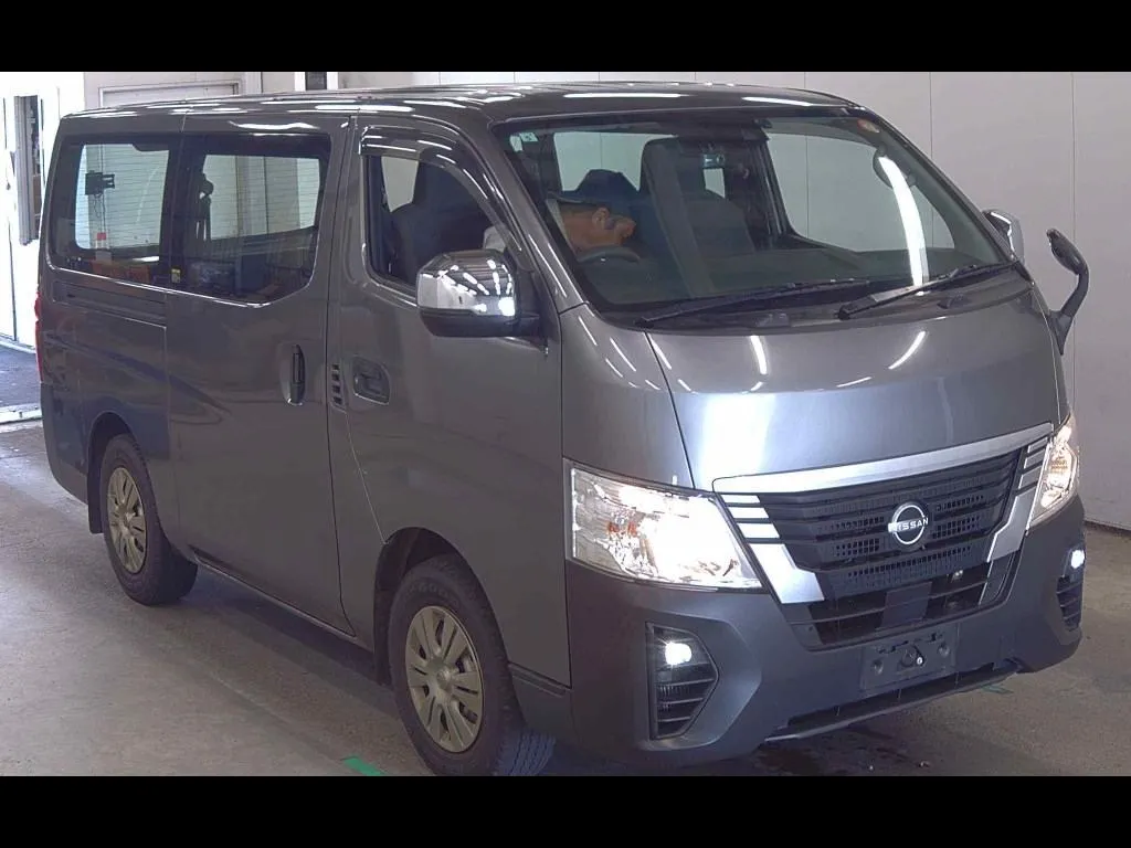 NISSAN CARAVAN VAN 5D 4WD LONG DX