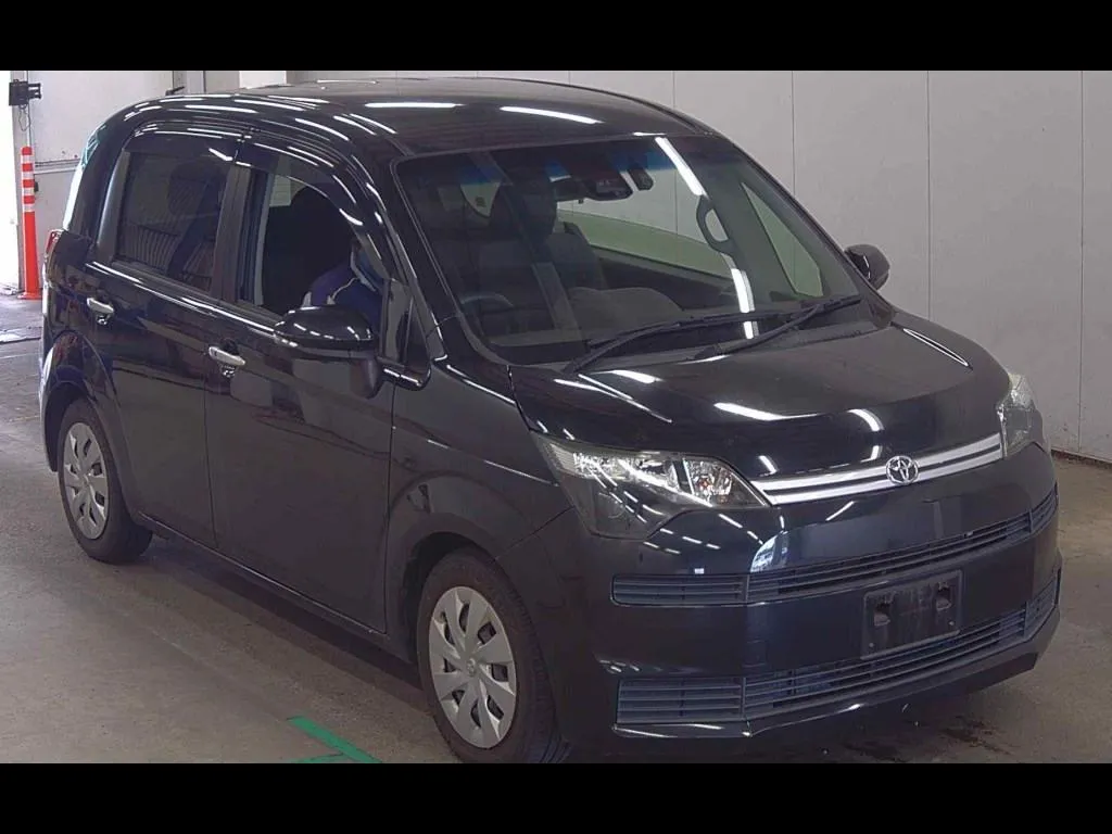 TOYOTA SPADE F