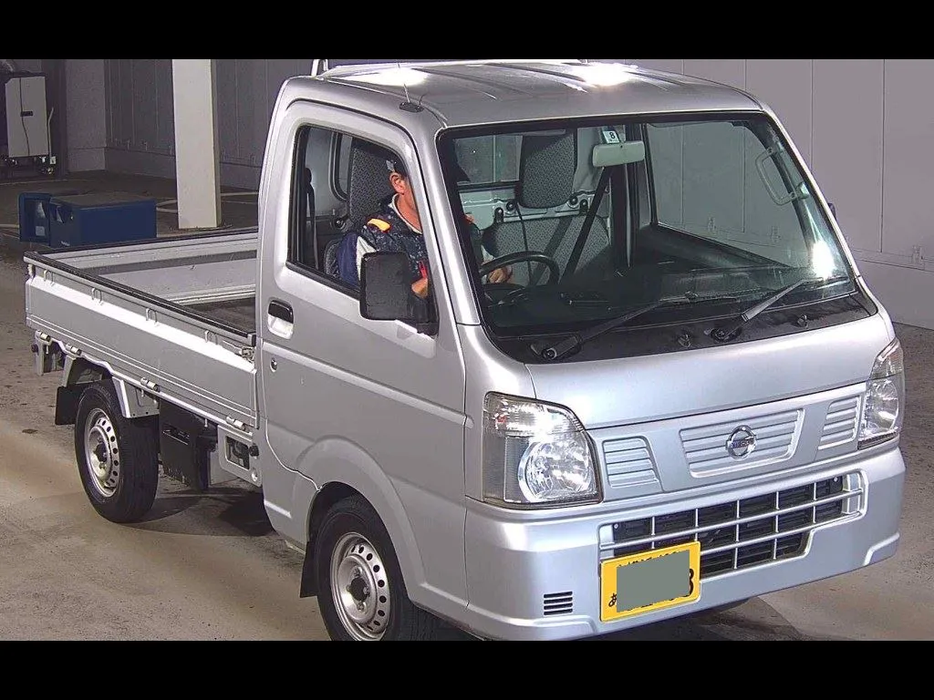 NISSAN NT100CLIPPER TRUCK DX