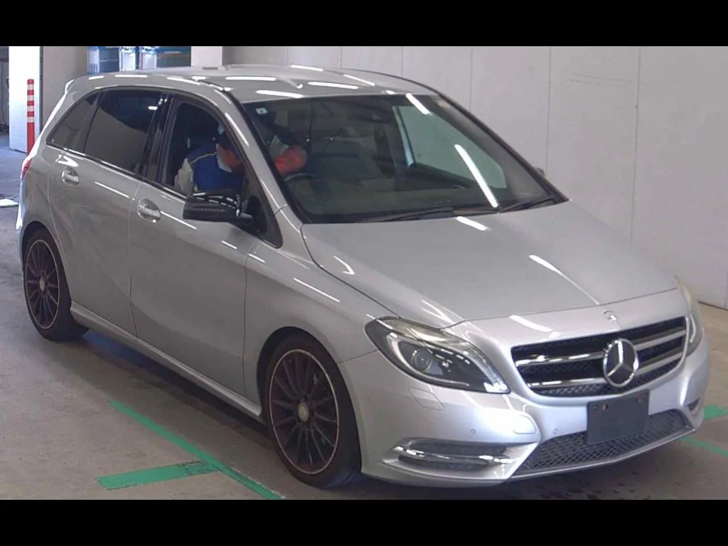 MERCEDES BENZ B-CLASS B250