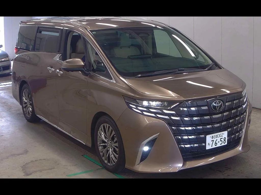 TOYOTA ALPHARD PHEV 4WD EXECUTIVE LOUNGE
