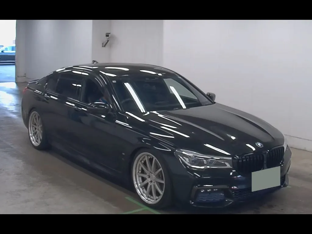 BMW 7 SERIES 740E IPERFORMANCE M-SPORT