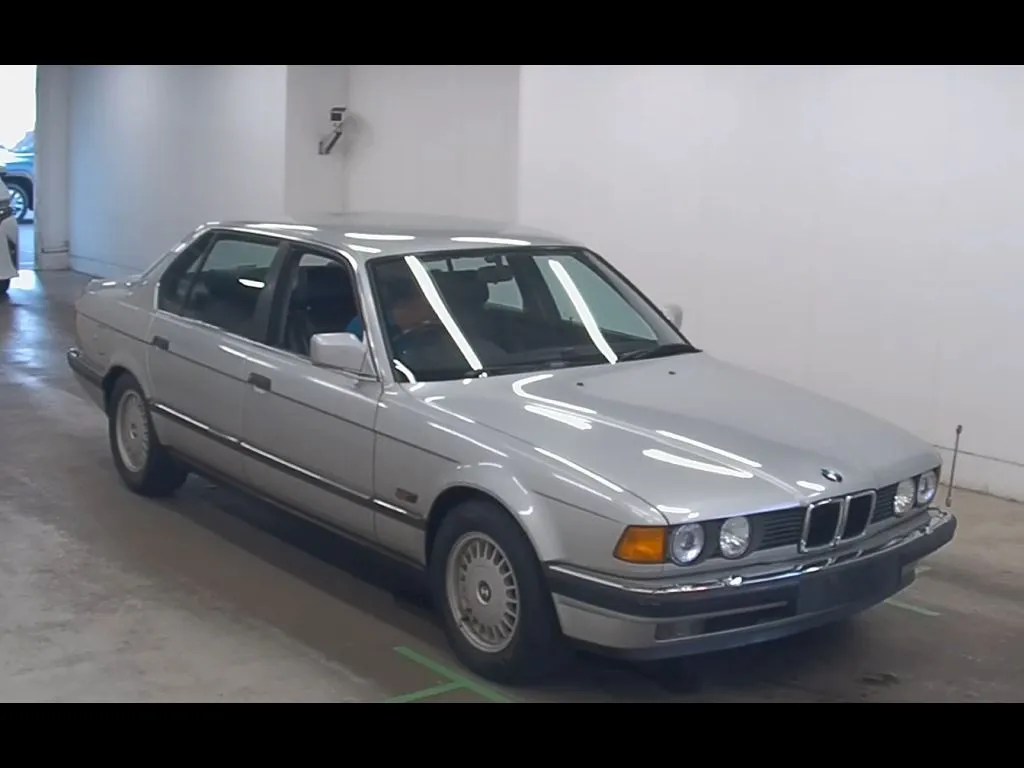 BMW 7 SERIES 735IL