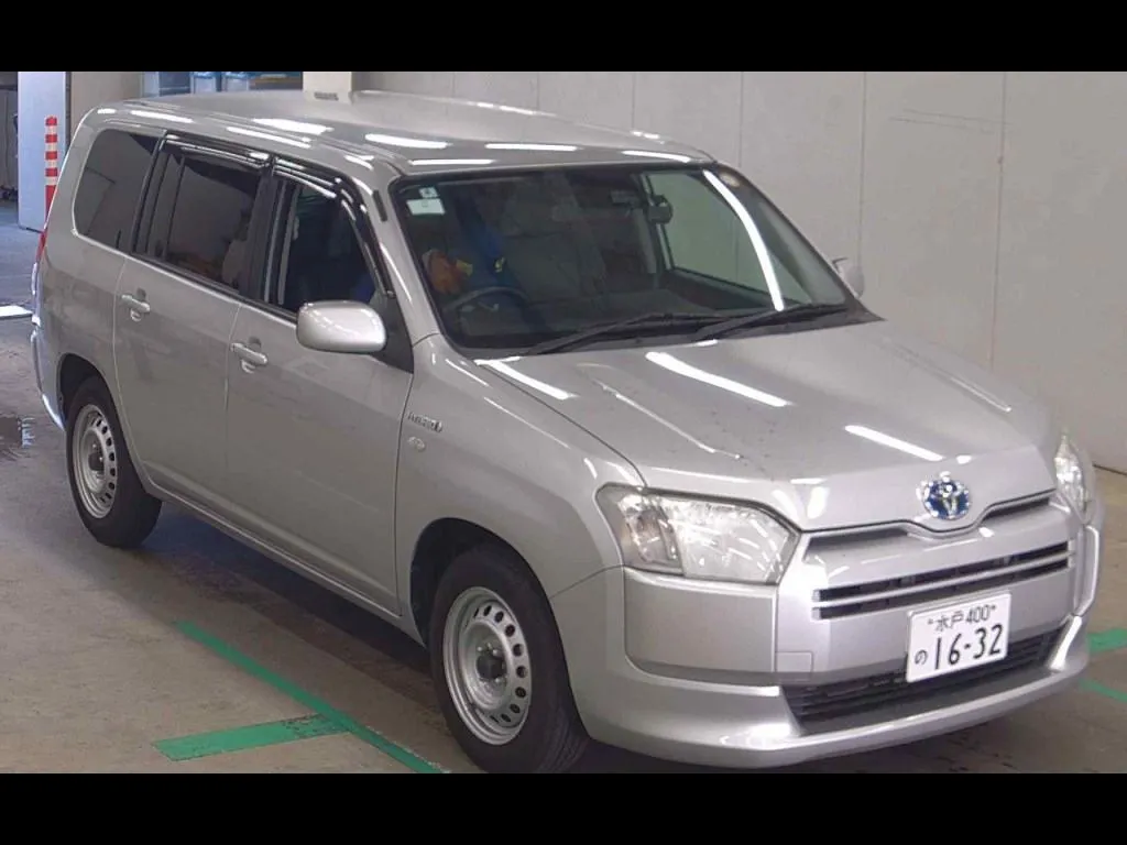 TOYOTA SUCCEED HYBRID UL-X