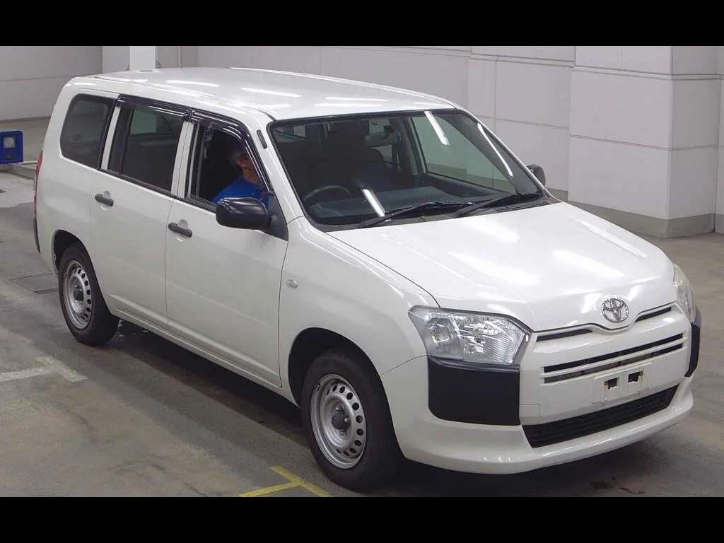 TOYOTA SUCCEED 4WD UL