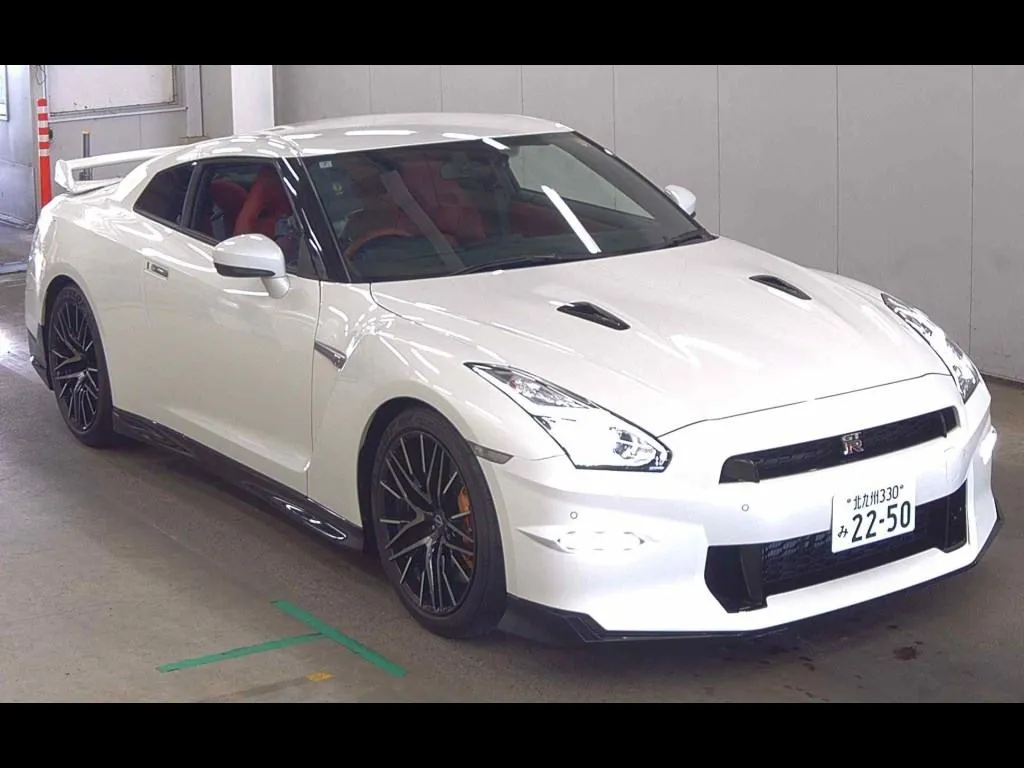 NISSAN GT-R 4WD PREMIUM EDITION