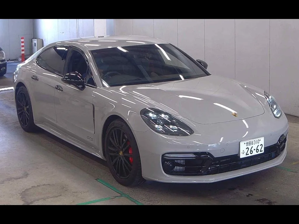 PORSCHE PANAMERA 5D 4WD GTS