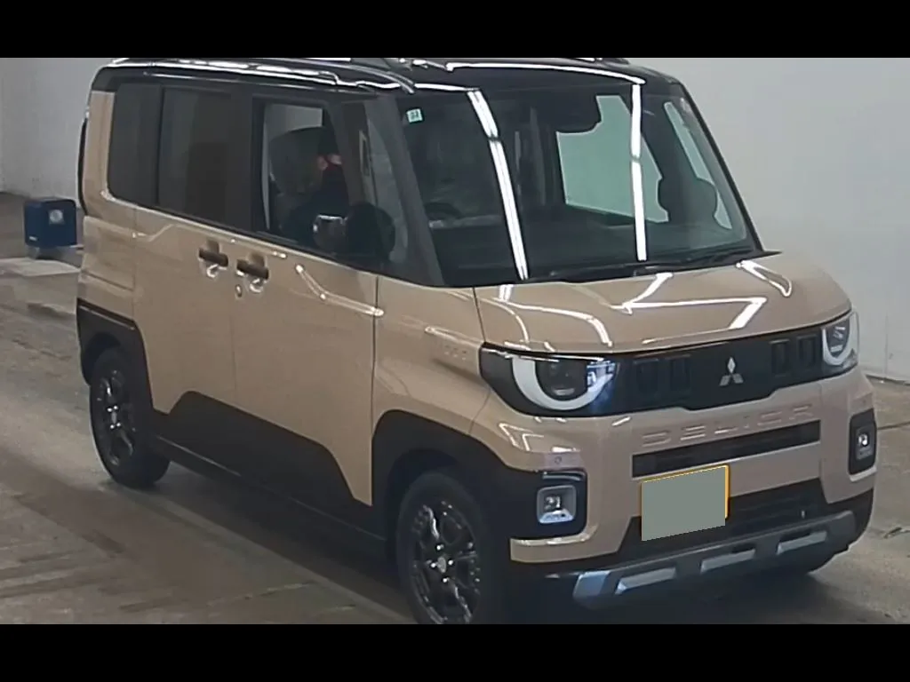 MITSUBISHI DELICA MINI 4WD T PREMIUM