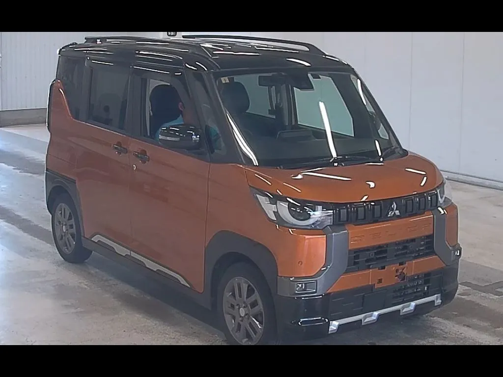 MITSUBISHI DELICA MINI 4WD T PREMIUM