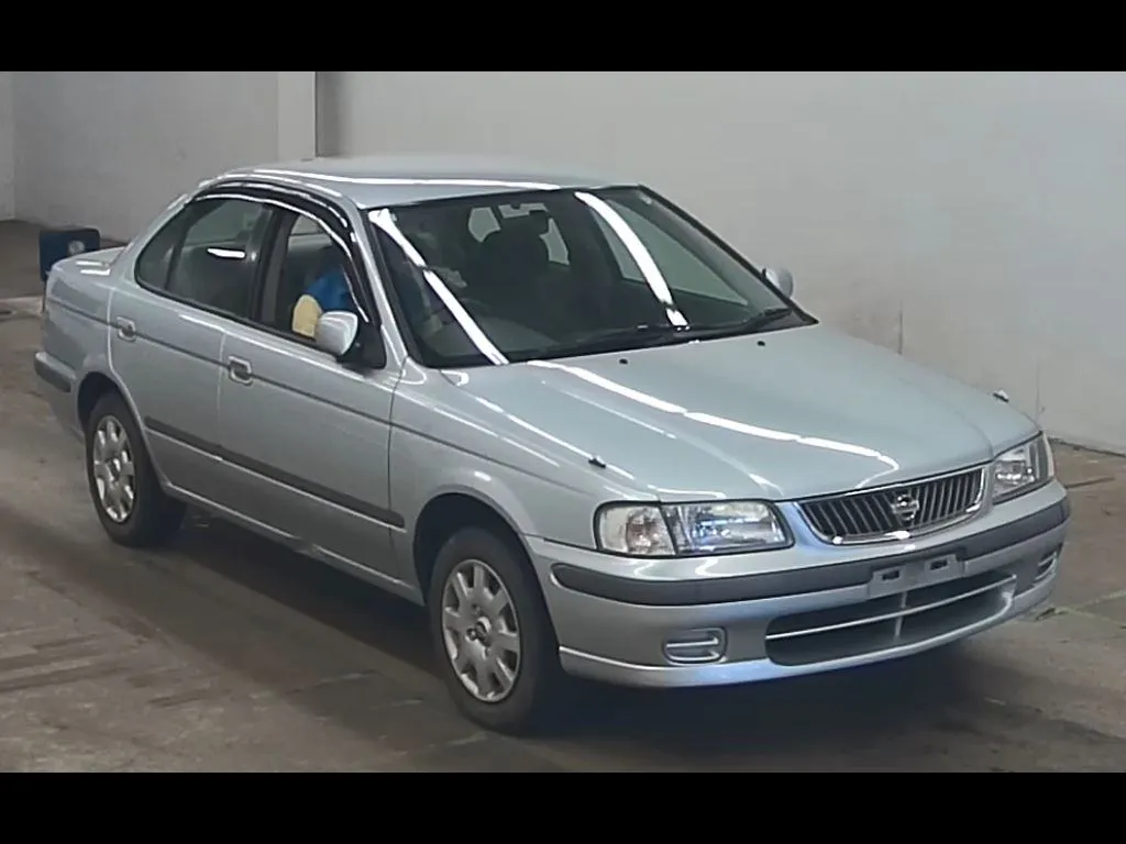 NISSAN SUNNY 4D 4WD SUPER SALOON