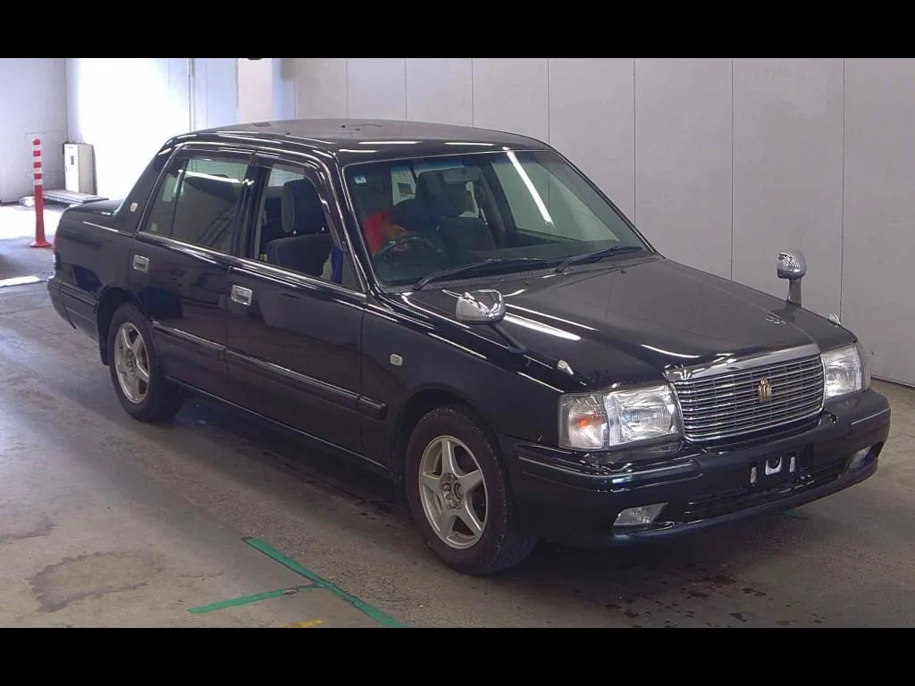 TOYOTA CROWN SEDAN SUPER SALOON