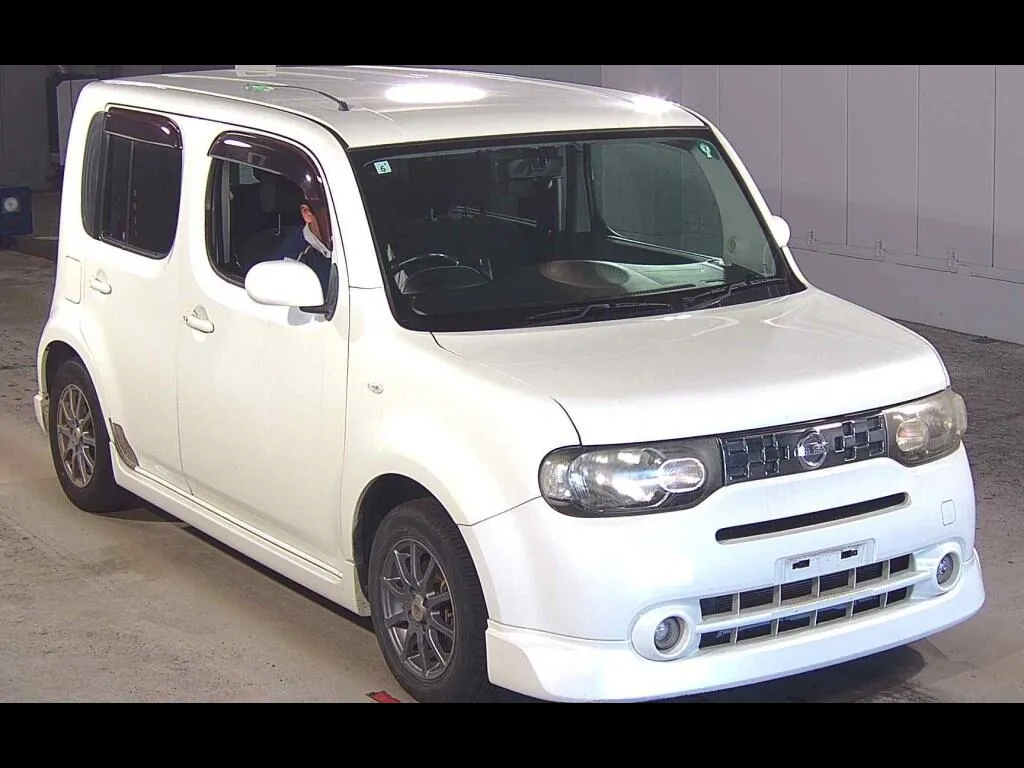 NISSAN CUBE 15X M SELECTION