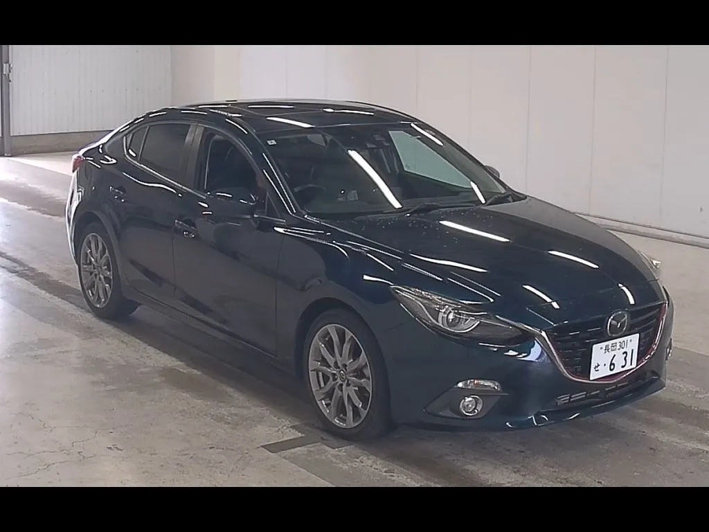 MAZDA AXELA XD