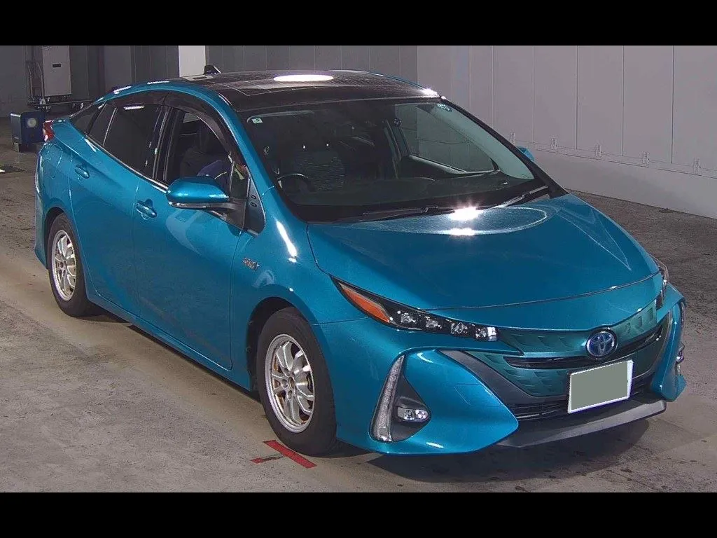 TOYOTA PRIUS PHV S NAVI PACKAGE