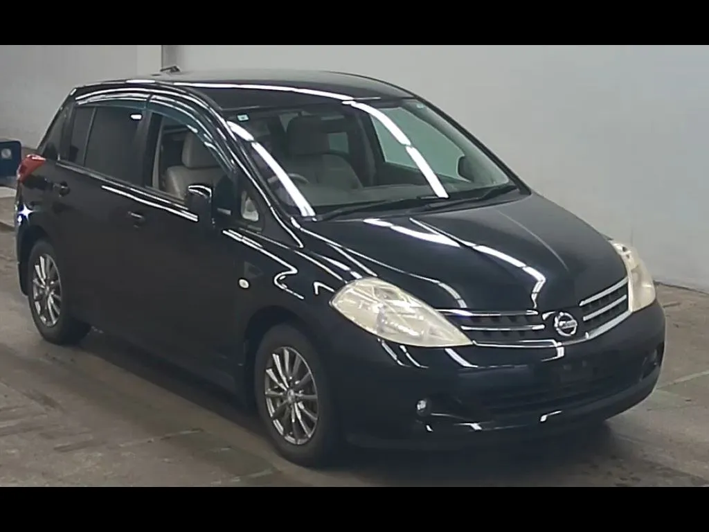 NISSAN TIIDA 4WD 15M FOUR