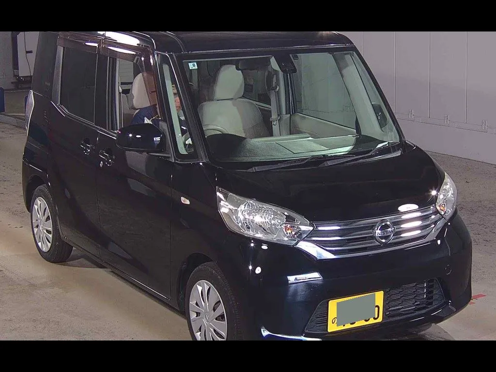 NISSAN DAYZ ROOX X