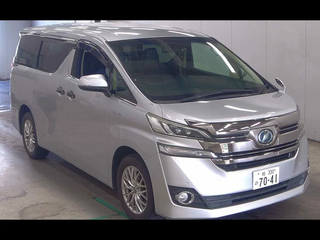 TOYOTA VELLFIRE HYBRID 4WD X