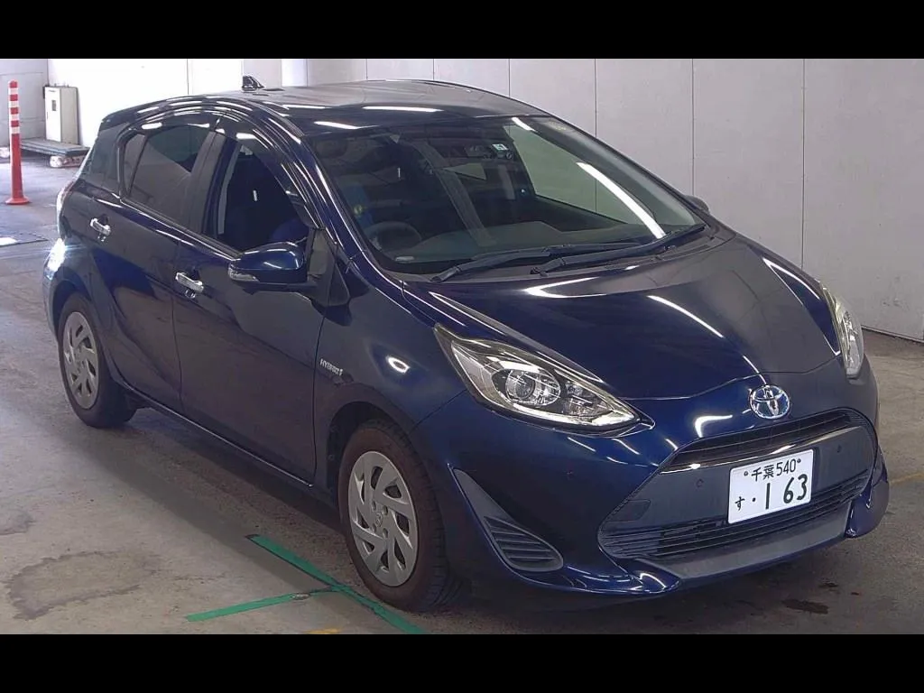 TOYOTA AQUA S STYLE BLACK