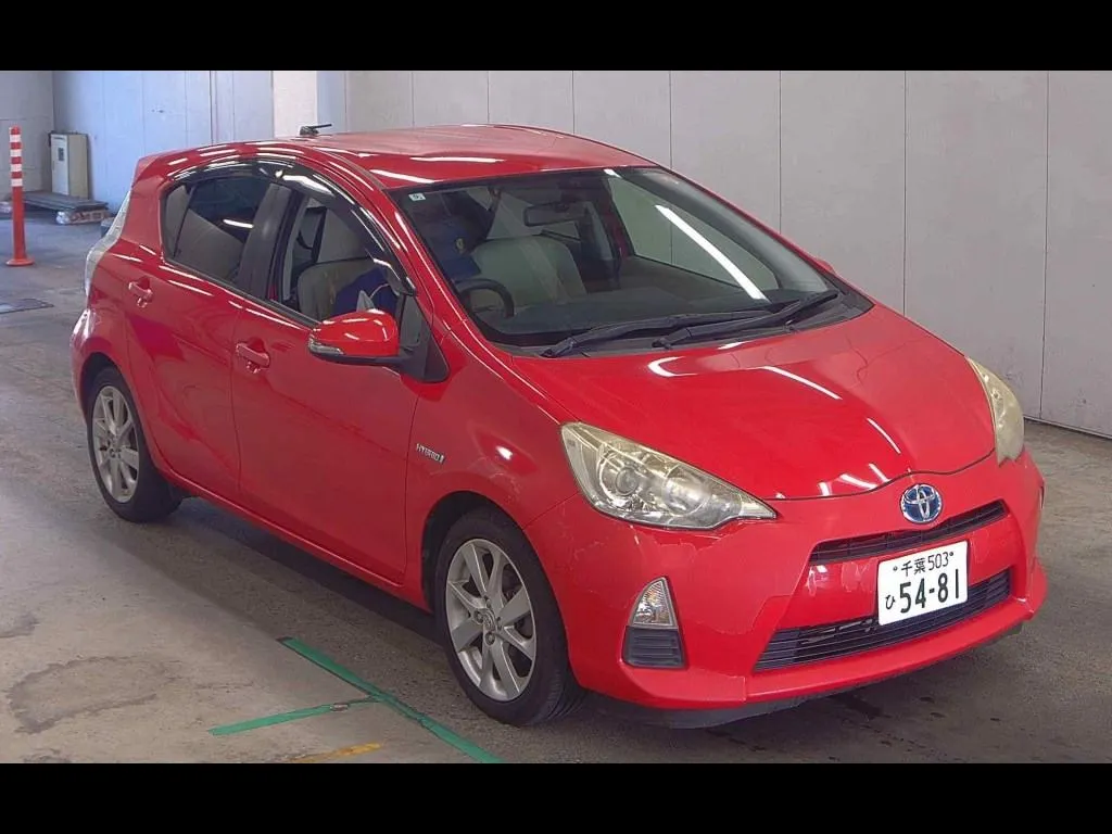 TOYOTA AQUA S SMART ENTRY PACKAGE