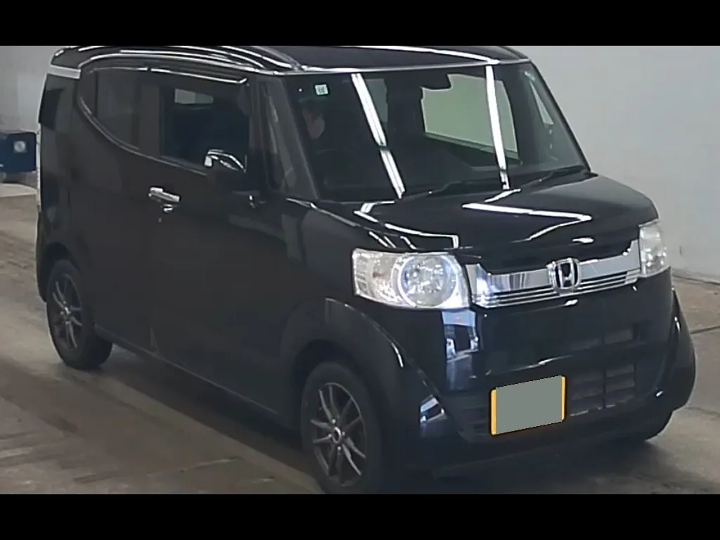 HONDA N-BOX SLASH 4WD X