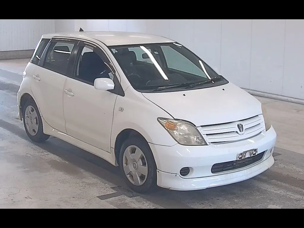TOYOTA IST 4WD 1.5F