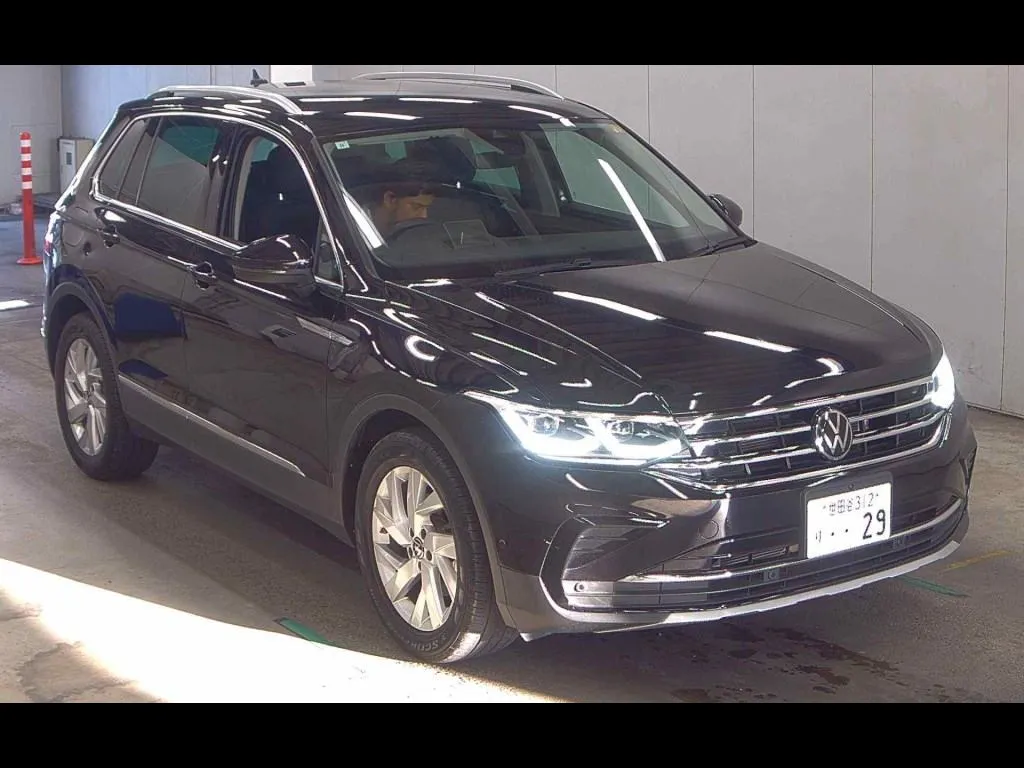 VOLKSWAGEN TIGUAN TSI ELEGANCE