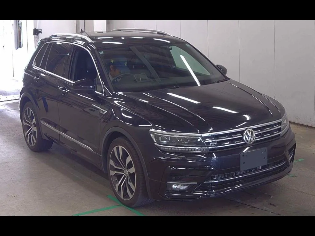 VOLKSWAGEN TIGUAN TSI R-LINE