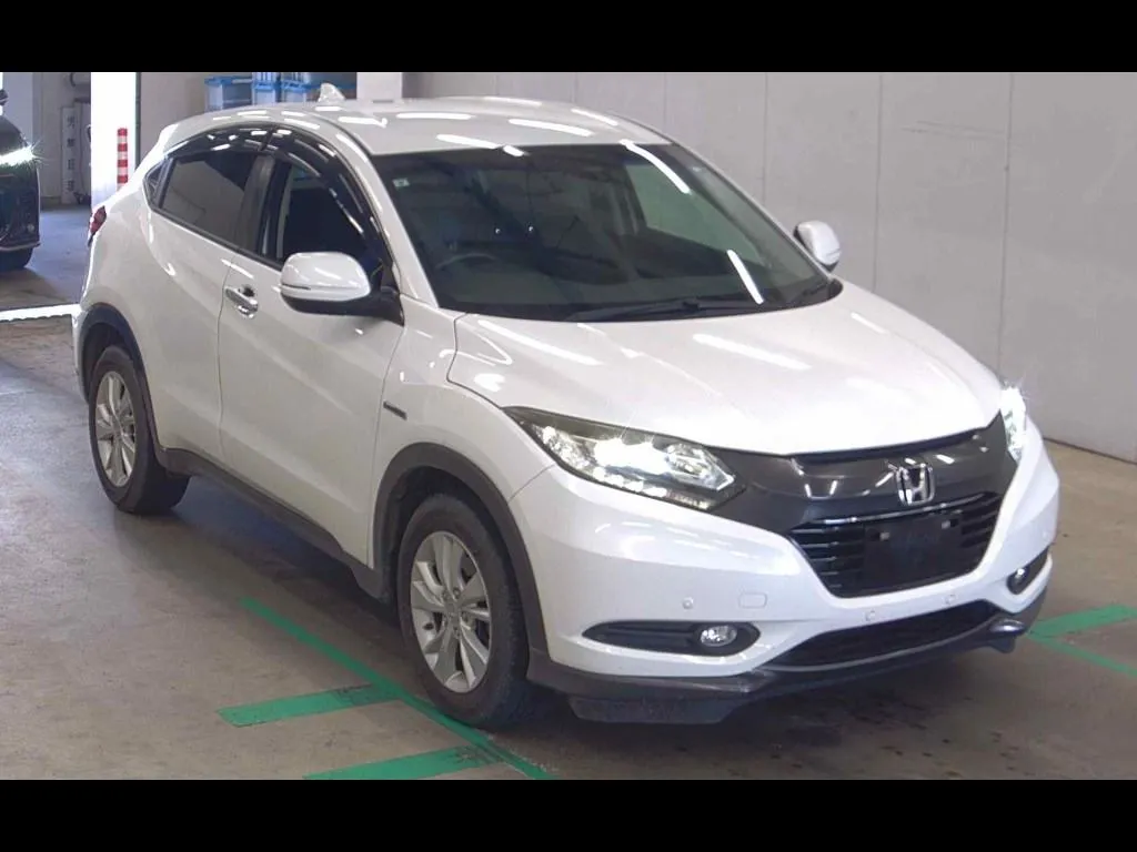 HONDA VEZEL 4WD HYBRID X