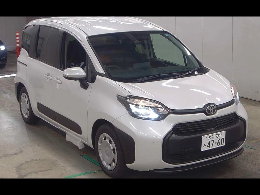 TOYOTA SIENTA HYBRID G