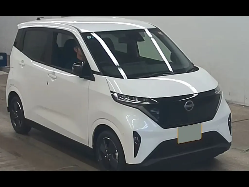NISSAN SAKURA X