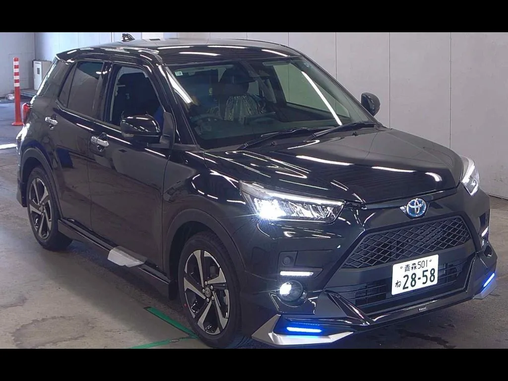 TOYOTA RAIZE HYBRID Z