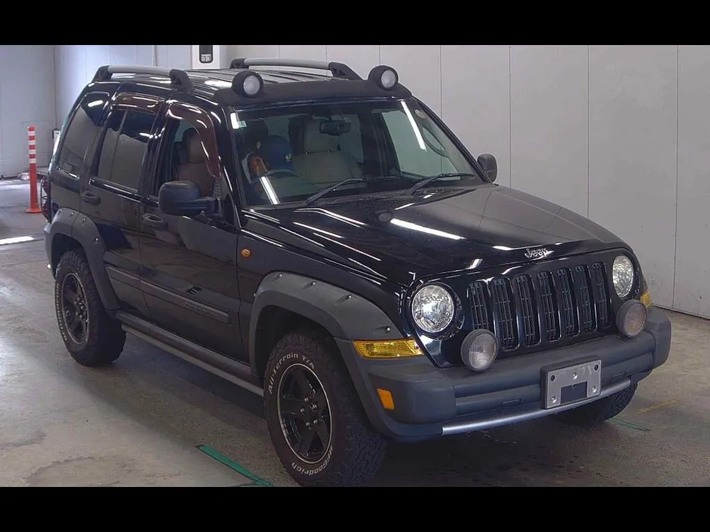 CHRYSLER JEEP JEEP CHEROKEE 5D 4WD RENEGADE
