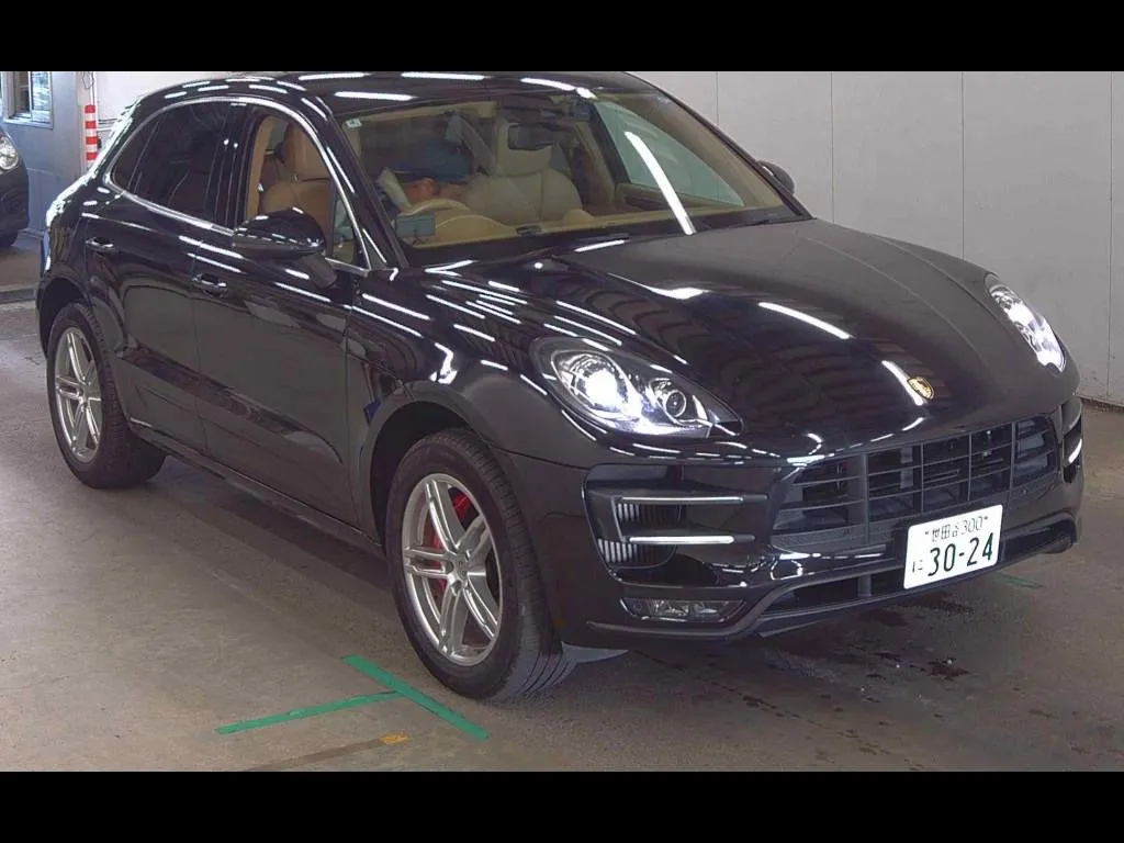 PORSCHE MACAN 4WD MACAN TURBO
