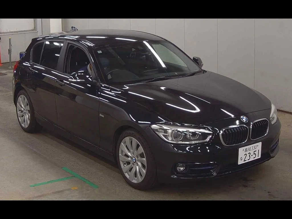 BMW 1 SERIES 5D 118I SPORT