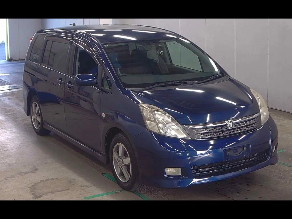 TOYOTA ISIS PLATANA