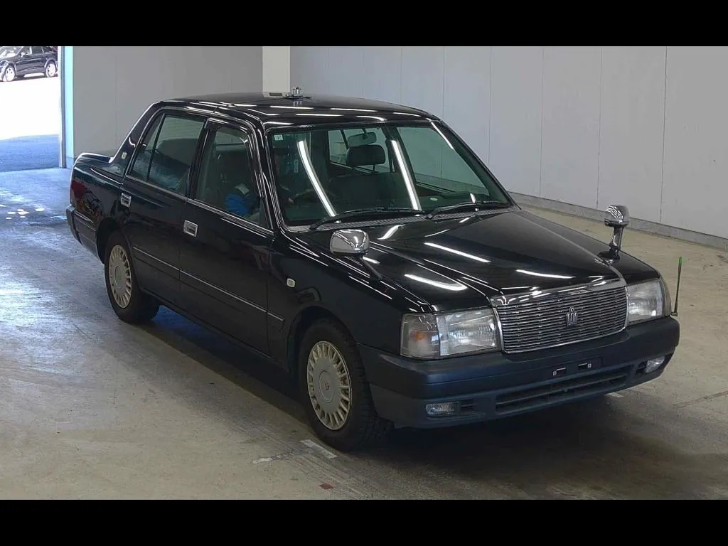 TOYOTA CROWN COMFORT DELUXE A PACKAGE