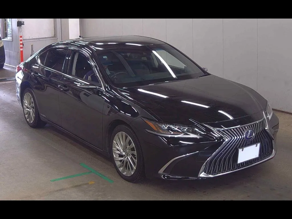 LEXUS ES ES300H VERSION L