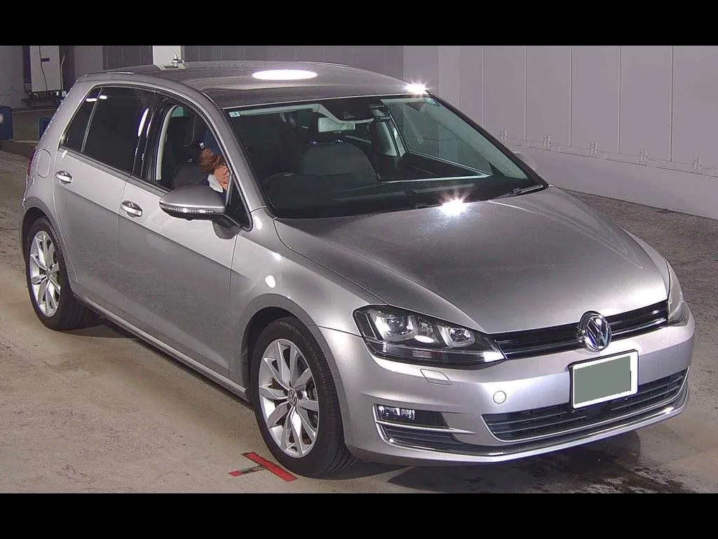 VOLKSWAGEN GOLF 5D TSI HIGH LINE DER ERSTE BLUEMOTION TECHN