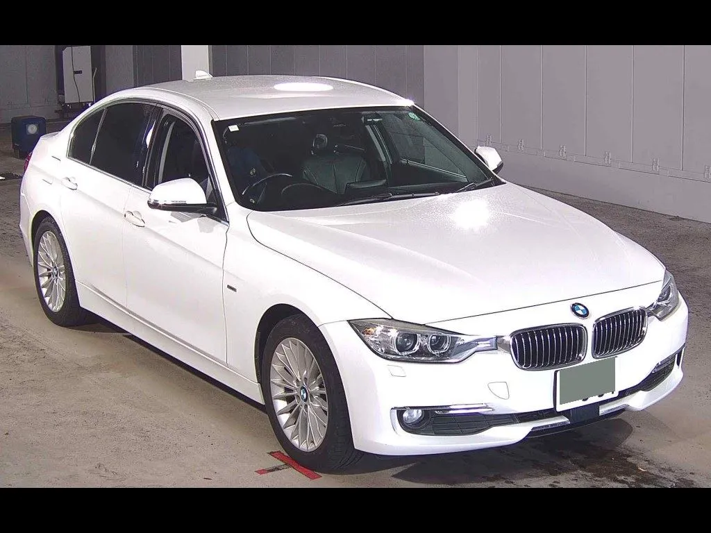 BMW 3 SERIES 4D 320D LUXURY