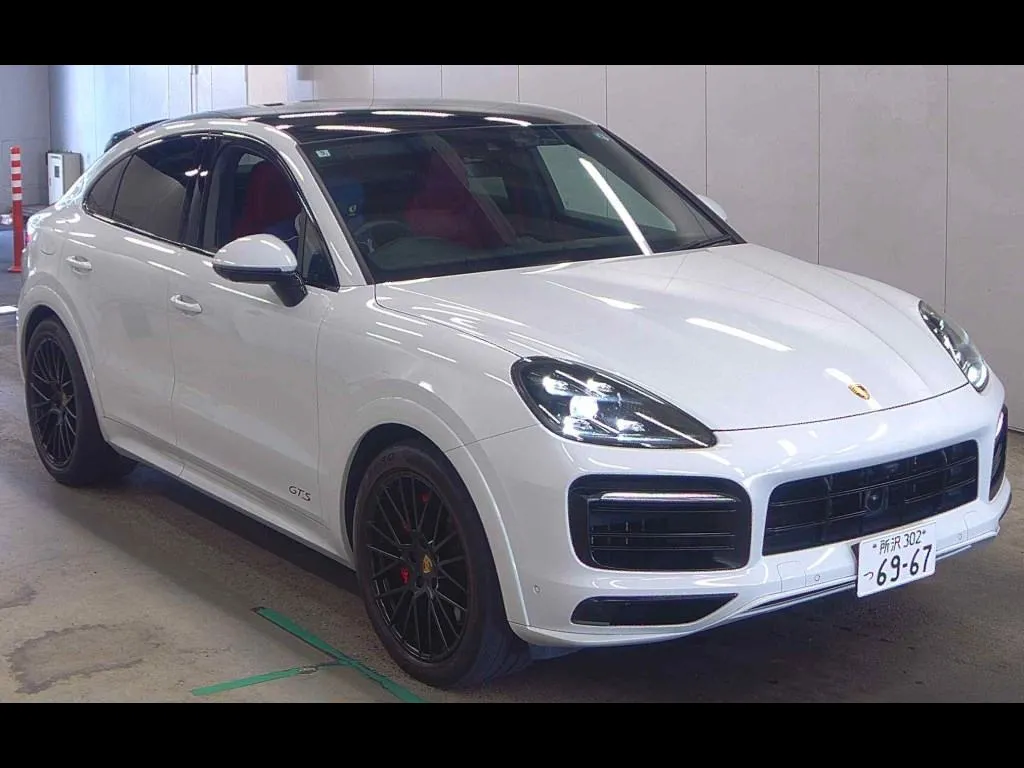 PORSCHE CAYENNE COUPE 4WD GTS