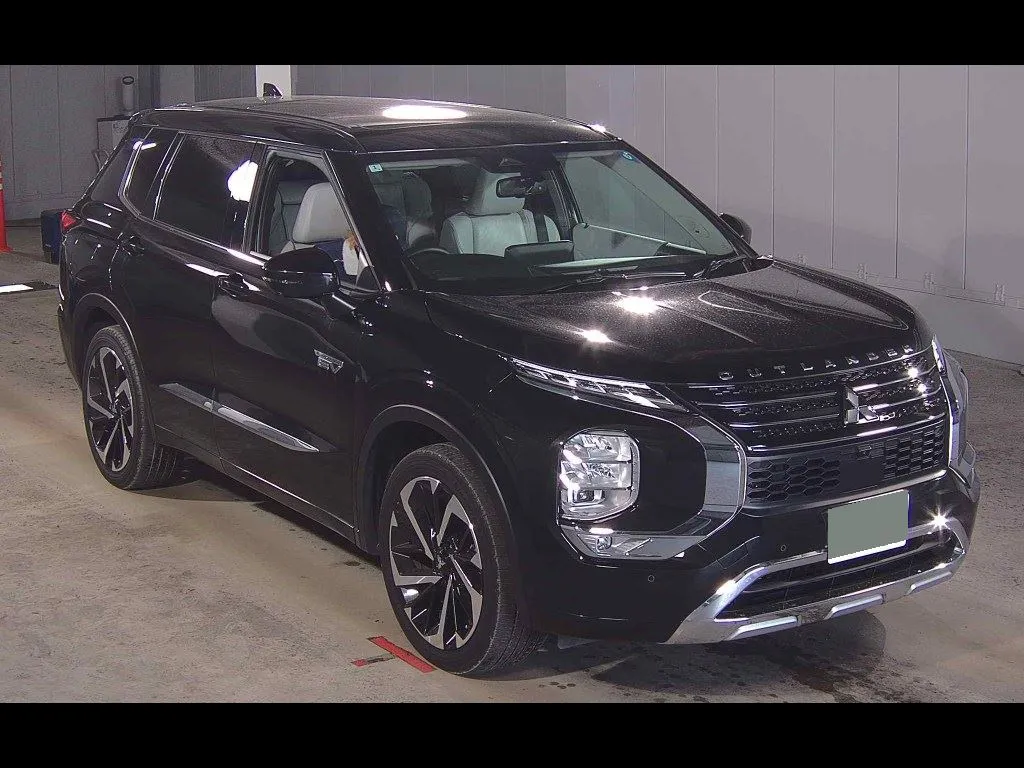 MITSUBISHI OUTLANDER PHEV 4WD P